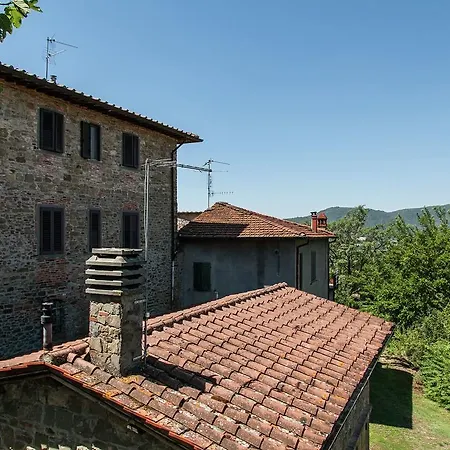 Holiday home Spacious Holiday Home In Bucine With Pool Bucine
